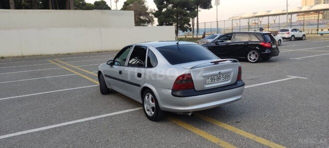 Opel Vectra 1998, 325,000 km - 1.8 l - Sumqayıt