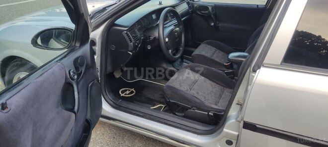 Opel Vectra 1998, 325,000 km - 1.8 l - Sumqayıt