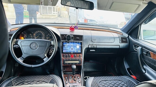 Mercedes C 240 1998, 280,000 km - 2.4 l - Bakı