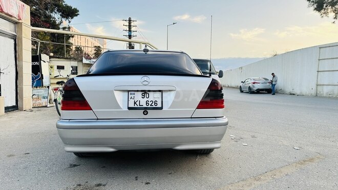 Mercedes C 240 1998, 280,000 km - 2.4 l - Bakı