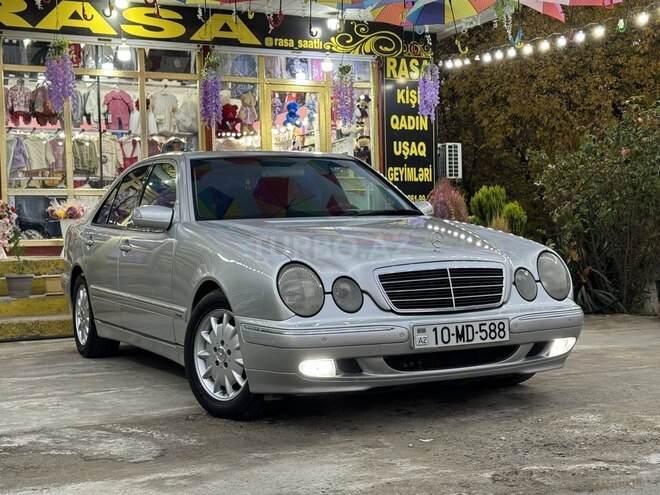 Mercedes E 220 d 2000, 288,000 km - 2.2 l - Saatlı