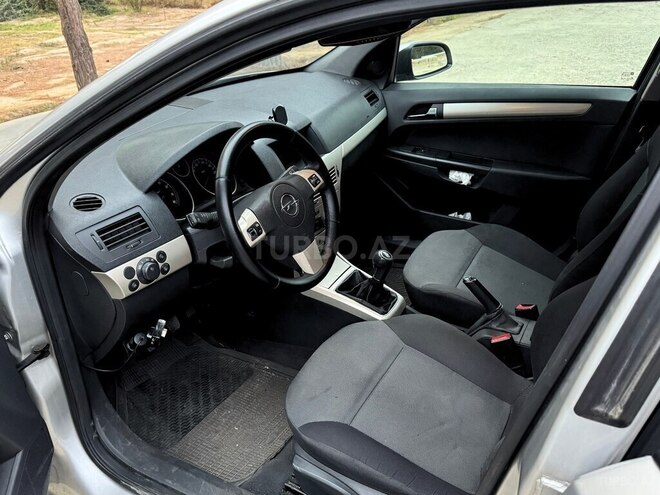 Opel Astra 2006, 368,500 km - 1.6 l - Bakı