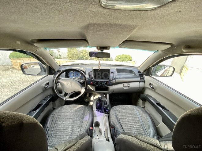 Mitsubishi L200 2007, 329,000 km - 2.5 l - Bakı
