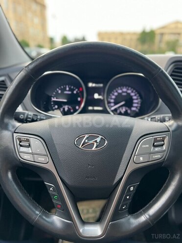 Hyundai Santa Fe-6