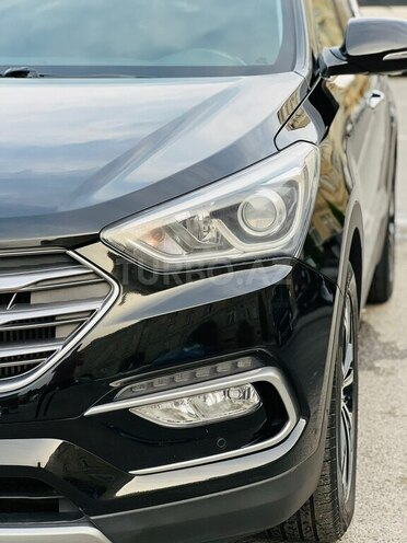 Hyundai Santa Fe-15