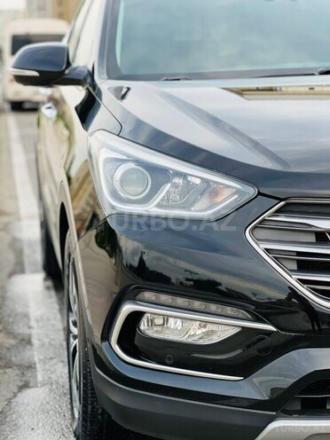 Hyundai Santa Fe-17