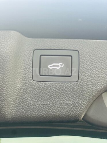 Hyundai Santa Fe-18
