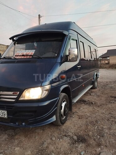 Mercedes Sprinter 315 2002, 285,500 km - 2.7 л - Şirvan
