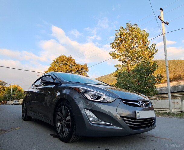Hyundai Elantra 2014, 235,000 km - 1.8 l - Şəki