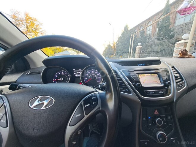 Hyundai Elantra 2014, 235,000 km - 1.8 l - Şəki