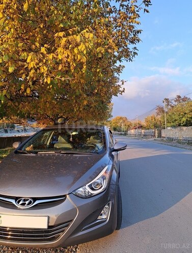 Hyundai Elantra 2014, 235,000 km - 1.8 l - Şəki