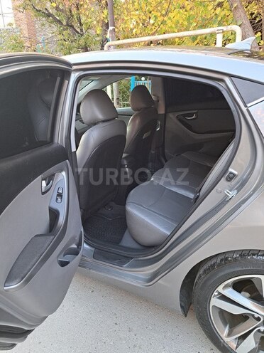 Hyundai Elantra 2014, 235,000 km - 1.8 l - Şəki