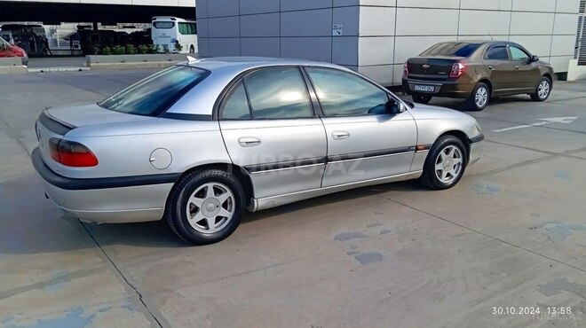 Opel Omega 1996, 284,000 km - 2.5 l - Bakı