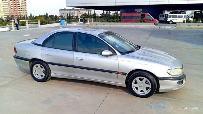 Opel Omega 1996, 284,000 km - 2.5 l - Bakı