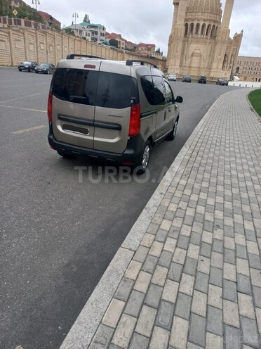 Renault Dokker 2014, 230,000 km - 1.6 l - Bakı