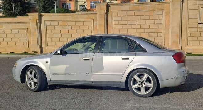 Audi A4 2002, 380,000 km - 1.8 l - Bakı