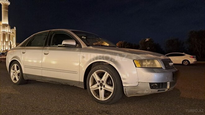 Audi A4 2002, 380,000 km - 1.8 l - Bakı