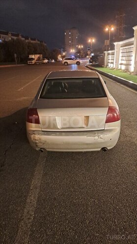 Audi A4 2002, 380,000 km - 1.8 l - Bakı