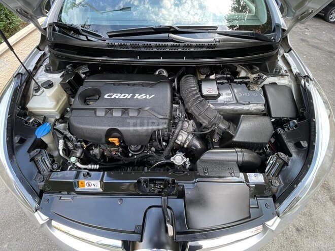 Hyundai Avante 2015, 290,000 km - 1.6 l - Bakı