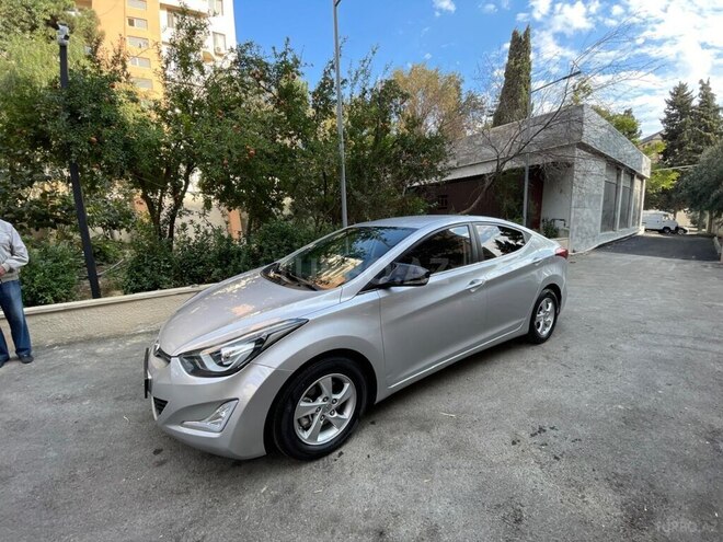 Hyundai Avante 2015, 290,000 km - 1.6 l - Bakı
