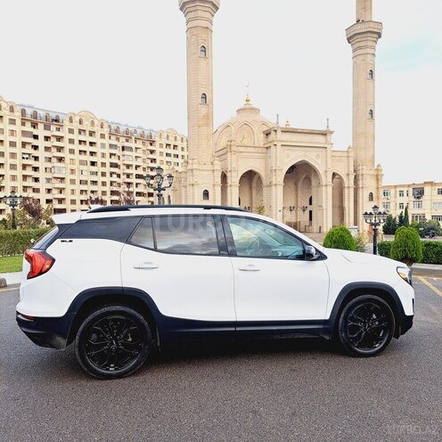 GMC Terrain-11