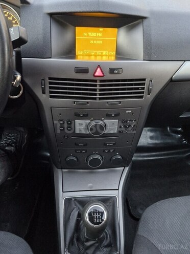 Opel Astra 2006, 253,000 km - 1.3 l - Bakı