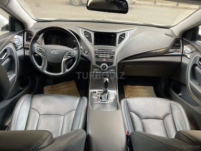 Hyundai Grandeur 2015, 145,000 km - 2.2 л - Bakı