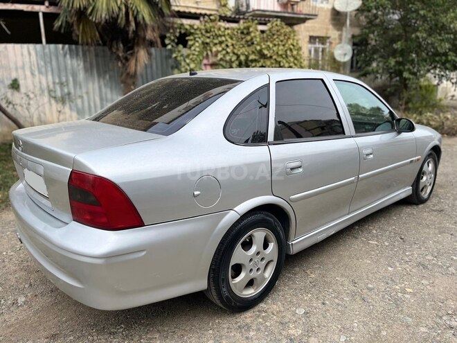 Opel Vectra 2000, 380,000 km - 2.0 l - Gəncə