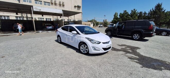 Hyundai Elantra 2015, 170,000 km - 1.6 l - Bakı