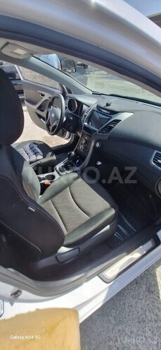 Hyundai Elantra 2015, 170,000 km - 1.6 l - Bakı