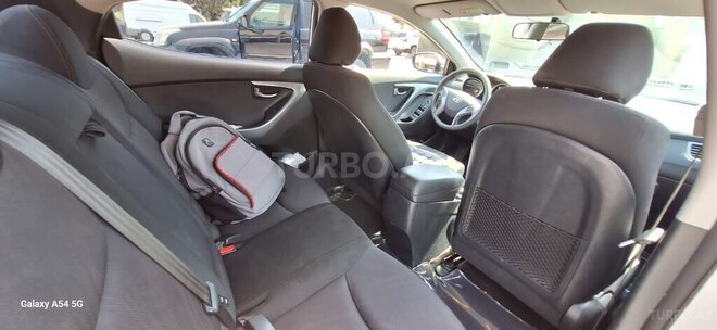 Hyundai Elantra 2015, 170,000 km - 1.6 l - Bakı