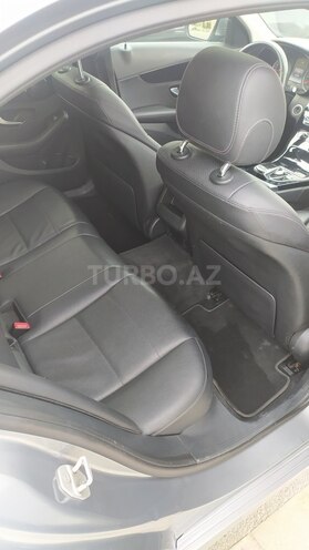 Mercedes C 200 d 2015, 260,000 km - 1.6 l - Bakı