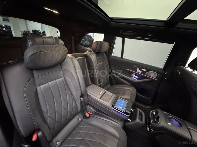 Mercedes  2021, 70,000 km - 4.0 л - Bakı