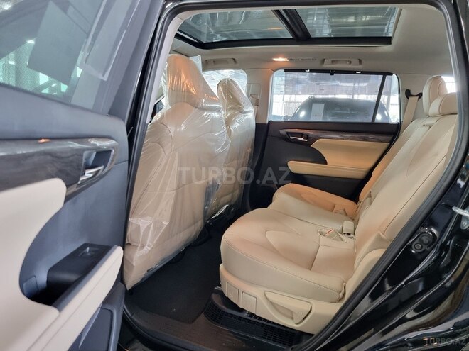 Toyota Highlander-37