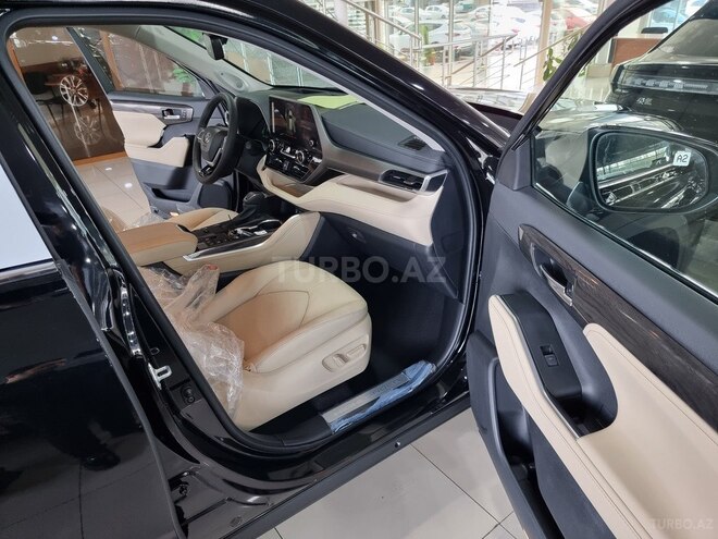 Toyota Highlander-35