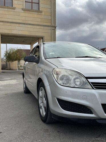 Opel Astra 2007, 300,000 km - 1.7 l - Sumqayıt