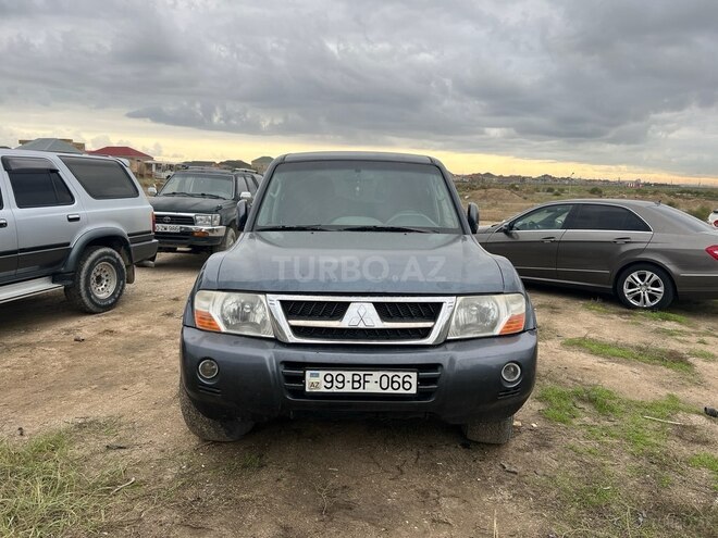 Mitsubishi Pajero 2005, 512,600 km - 3.2 л - Bakı
