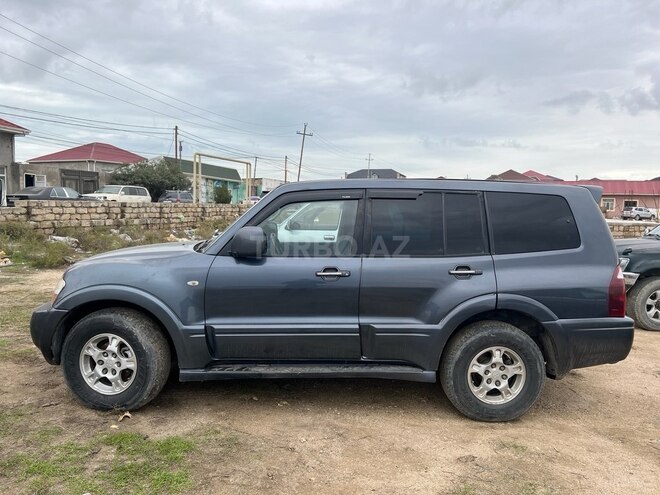 Mitsubishi Pajero 2005, 512,600 km - 3.2 л - Bakı