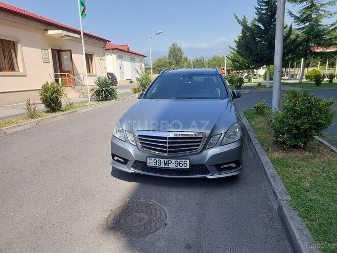 Mercedes E 350 2010, 366,000 km - 3.0 l - Zaqatala