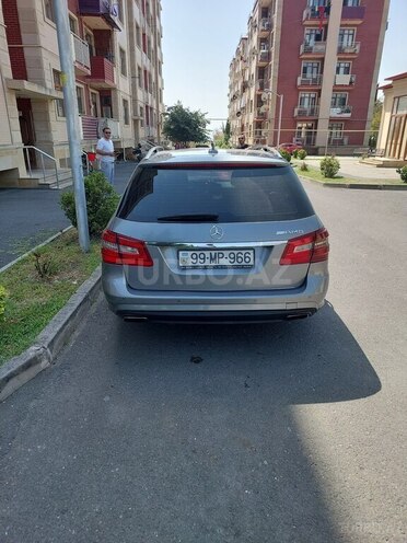 Mercedes E 350 2010, 366,000 km - 3.0 l - Zaqatala
