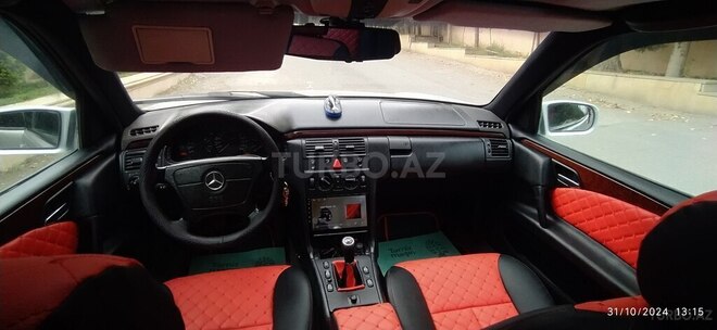 Mercedes E 220 d 1995, 486,470 km - 2.2 l - Bakı