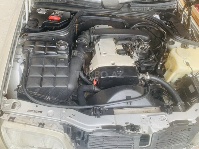 Mercedes C 230 1999, 402,000 km - 2.3 l - Bakı