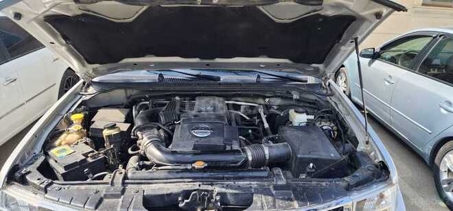 Nissan Pathfinder 2006, 190,000 km - 4.0 l - Bakı