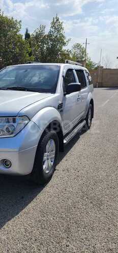 Nissan Pathfinder 2006, 190,000 km - 4.0 l - Bakı