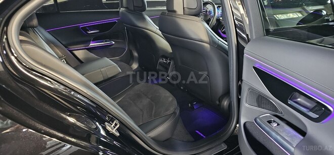 Mercedes E 220 d-21