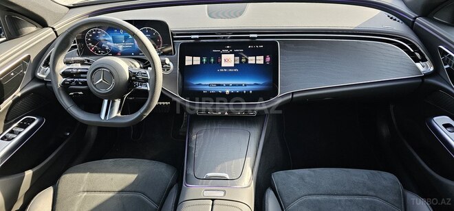 Mercedes E 220 d-12