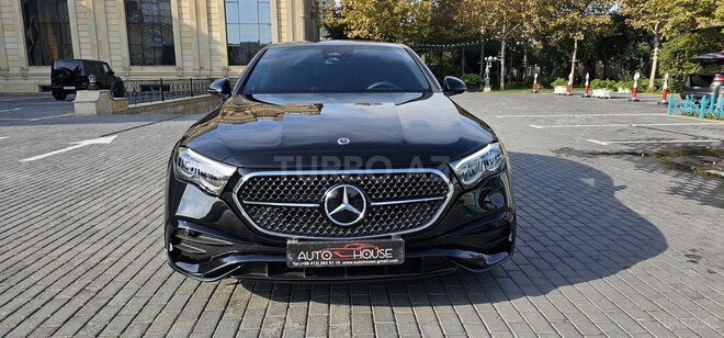 Mercedes E 220 d-1