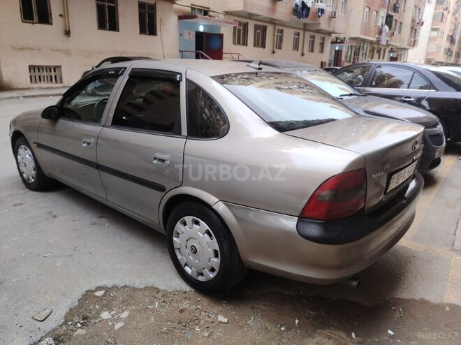 Opel Vectra 1996, 325,354 km - 2.0 l - Bakı