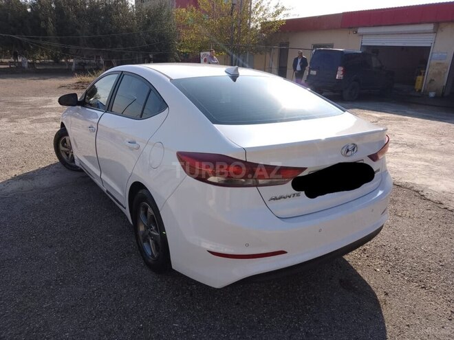 Hyundai Avante 2016, 90,000 km - 1.6 l - Bakı