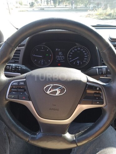 Hyundai Avante 2016, 90,000 km - 1.6 l - Bakı